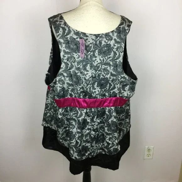 New! Torrid Tank Top Blouse 4X Womans Plus Black White Lace Print Sleeveless - Picture 2 of 14